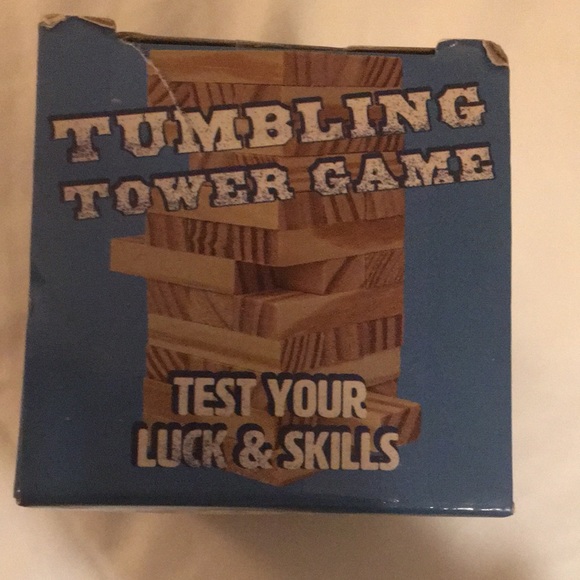 Small Tumbling Tower Game (like Jenga) - So fun! - Picture 4 of 5